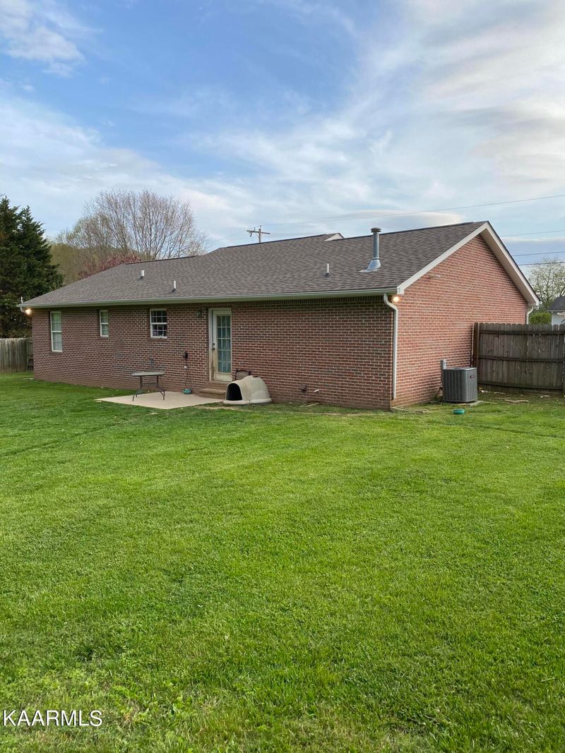 310 Green Acres Rd, Maynardville, TN 37807