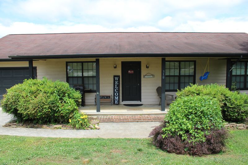 310 Harrison Bend Rd, Loudon, TN 37774