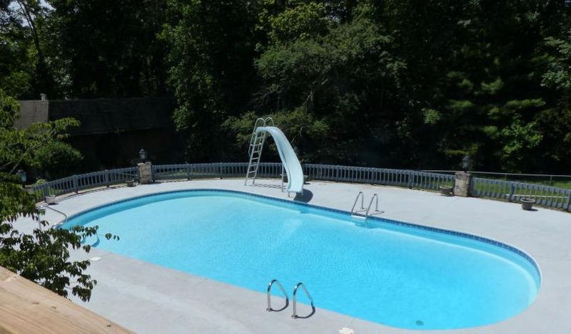 310 Houston Rd, Crossville, TN 38555