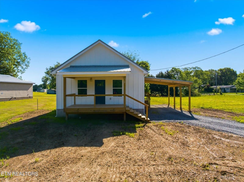 310 Manilla Rd, Englewood, TN 37329