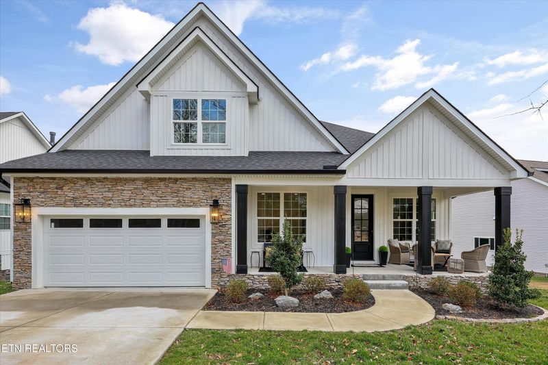 310 Oostagala Ln, Loudon, TN 37774