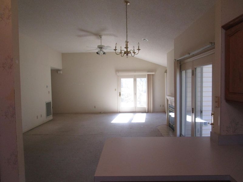 310 Paoli, Loudon, TN 37774