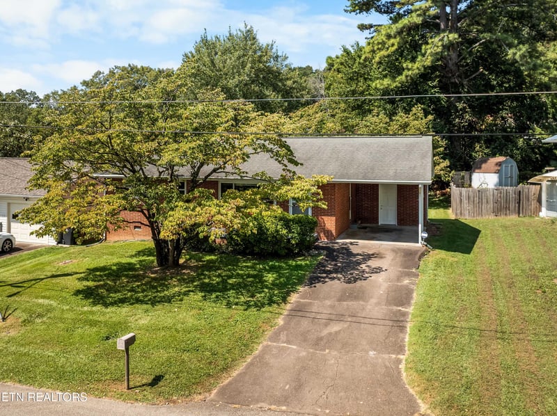 3101 Gerson Dr, Knoxville, TN 37920