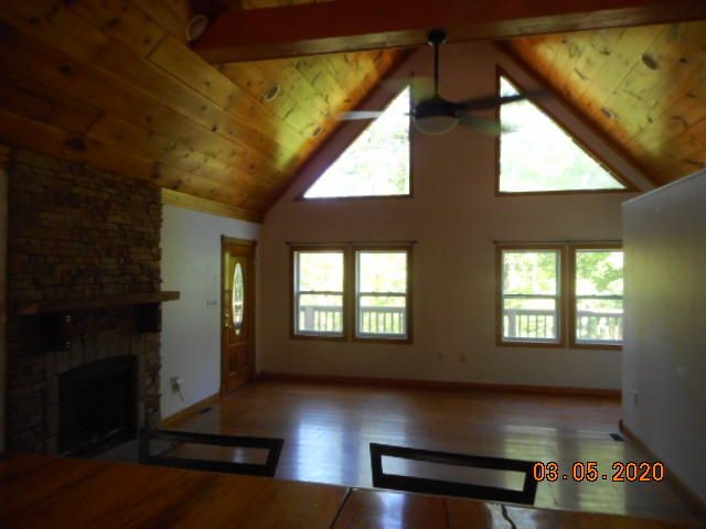 3101 W West Wolf Valley Rd, Clinton, TN 37716