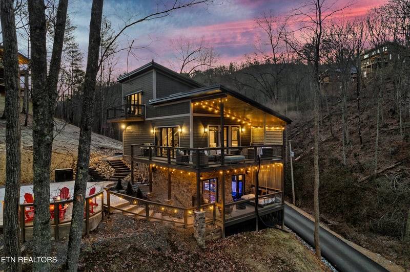 3102 Mitzi Way, Sevierville, TN 37862