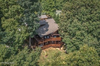 3103 Perry Circle Ln, Sevierville, TN 37862