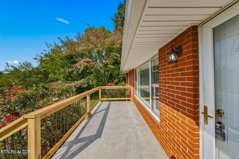 3103 Spicewood Ln, Knoxville, TN 37921