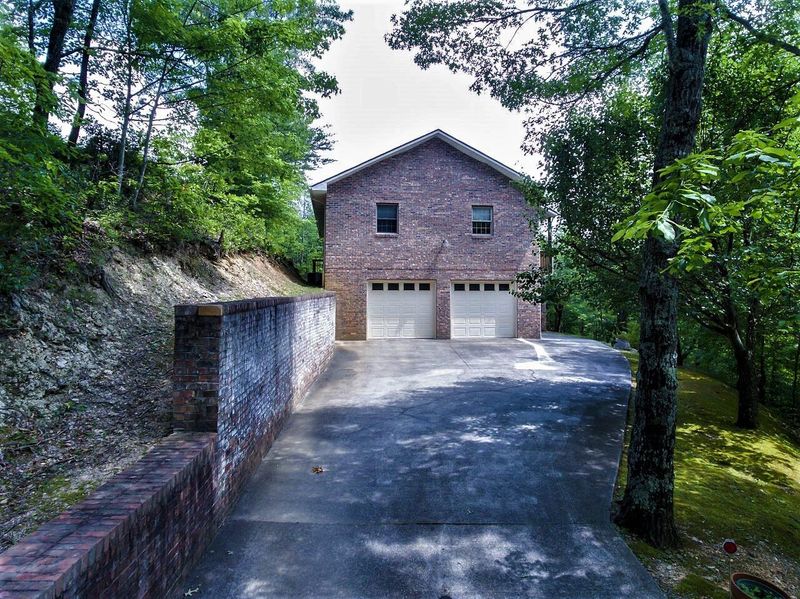 3103 Wears Overlook Ln, Sevierville, TN 37862