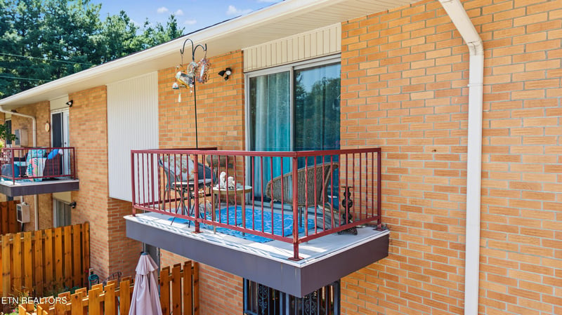 3104 N Broadway St #B16, Knoxville, TN 37917