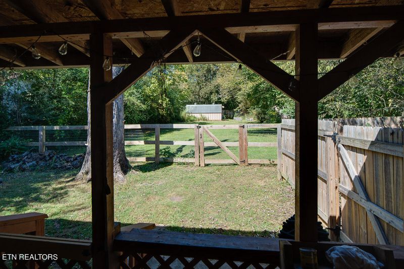3105 Boright Dr, Knoxville, TN 37917
