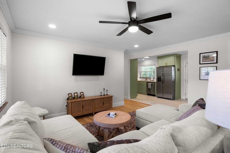 3105 Hazelwood Rd, Knoxville, TN 37921