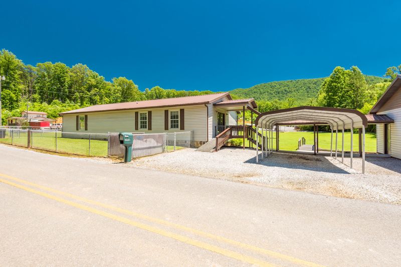 3108 Allegheny Loop Rd, Maryville, TN 37803