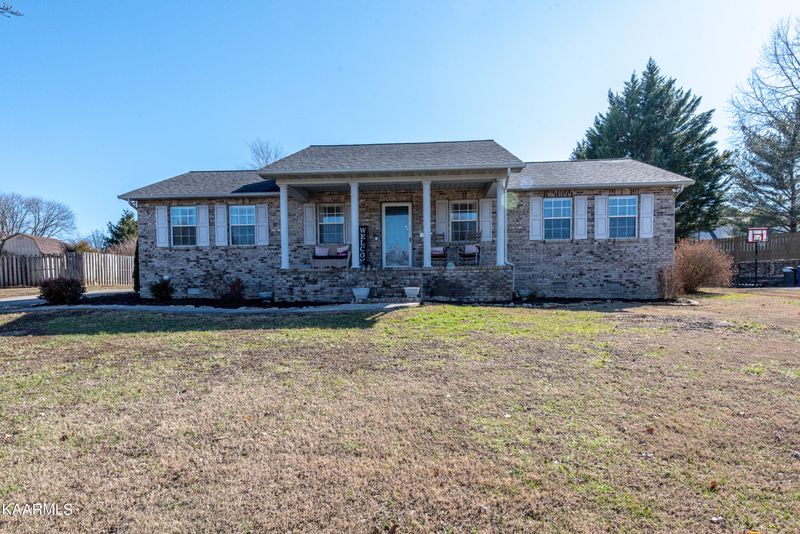 3108 Eagle Dr, Maryville, TN 37803