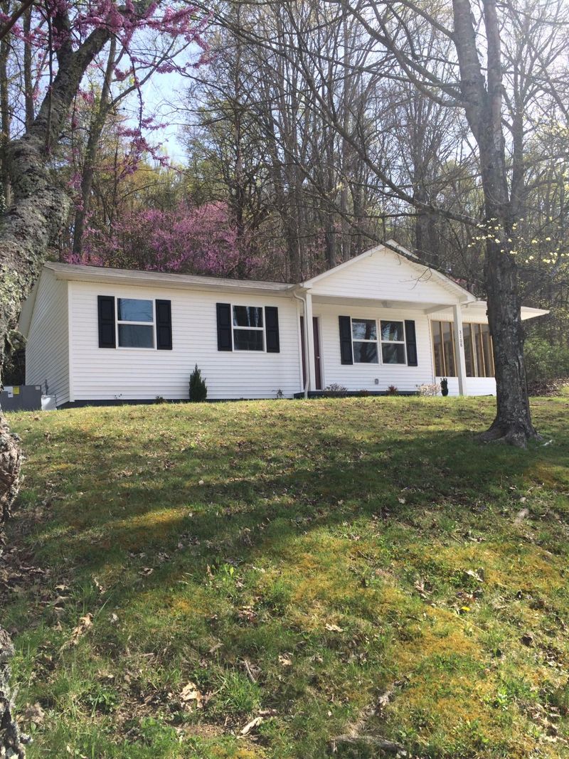 3108 Rifle Range Dr, Knoxville, TN 37918