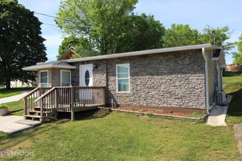 311 Bussell Ferry Rd, Lenoir City, TN 37771