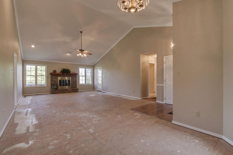 311 Chuniloti Cir, Loudon, TN 37774