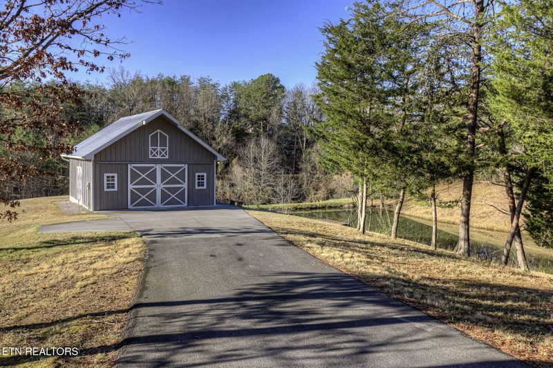 311 Cody Dr, Sevierville, TN 37862
