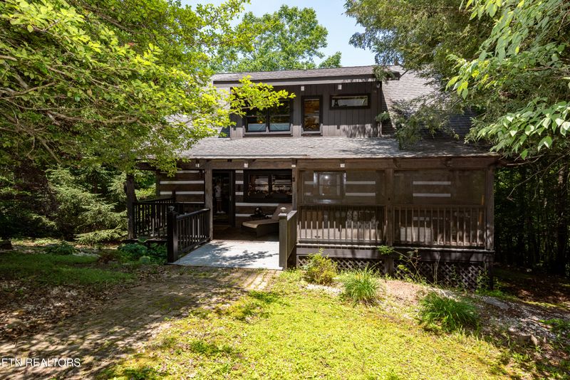 311 Domar Dr, Townsend, TN 37882