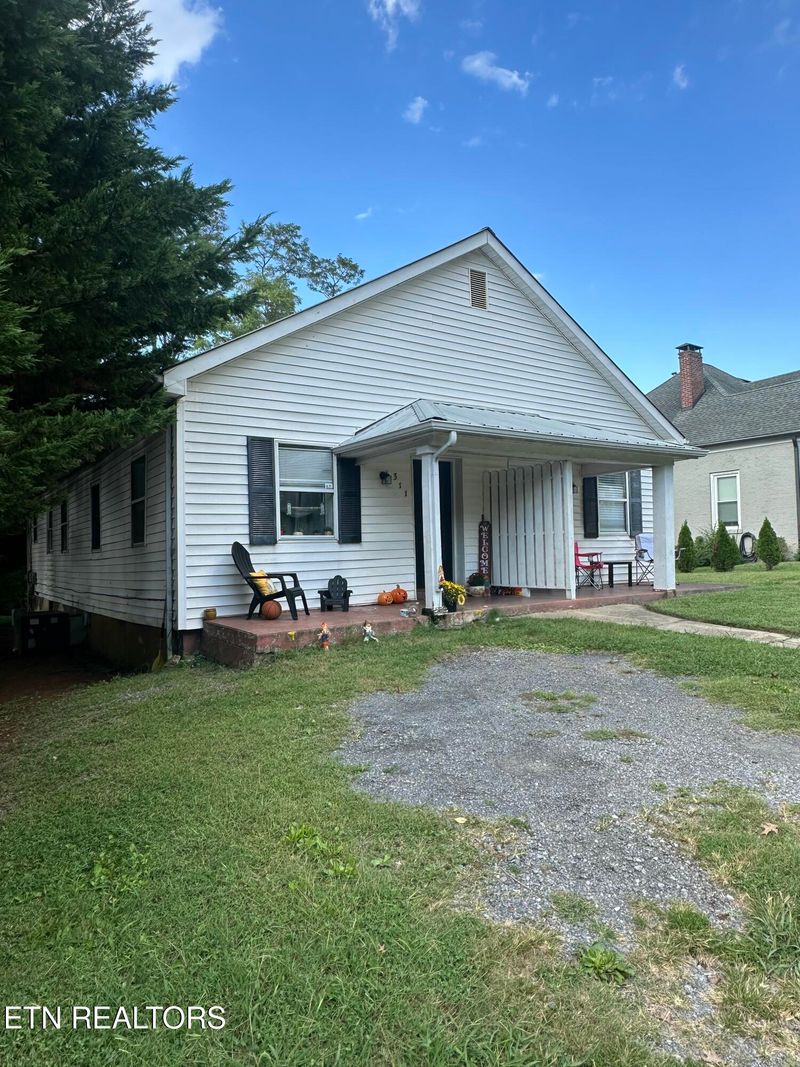 311 E 4th North St, Morristown, TN 37814
