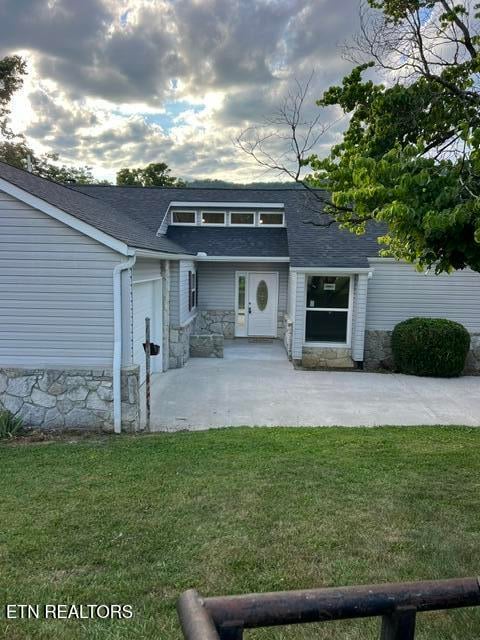 311 Jane Way Ln, Jacksboro, TN 37757
