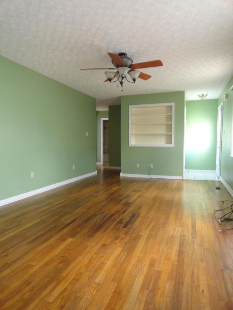 311 Kentucky Ave, Clinton, TN 37716