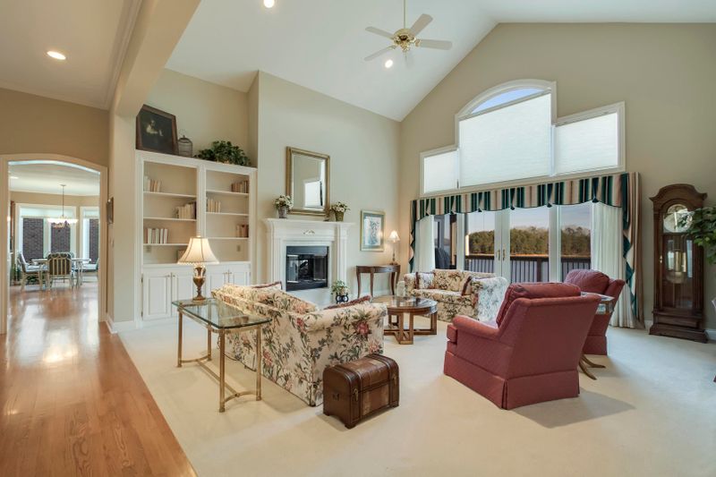 311 Kiyuga Way, Loudon, TN 37774
