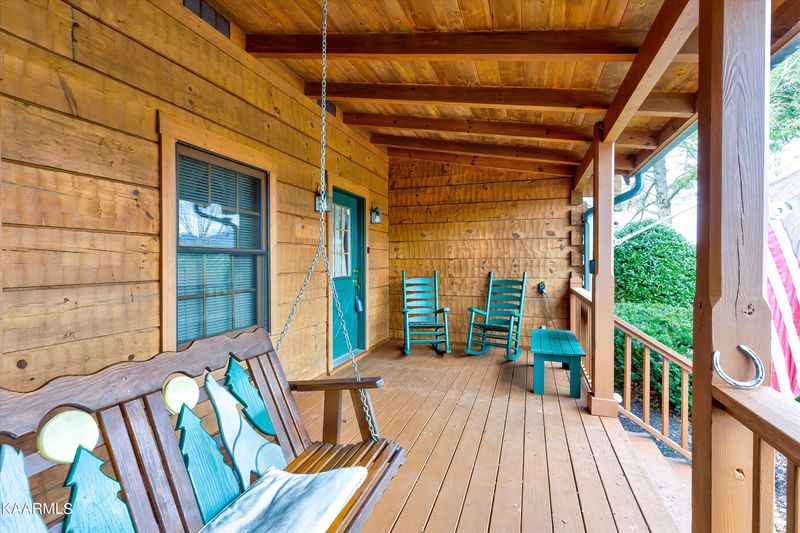 311 Middleton Dr, Townsend, TN 37882