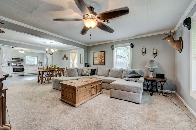 311 N Patton Ave, Rockwood, TN 37854