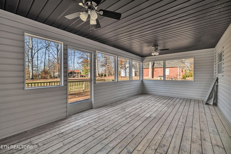 311 Pembroke Dr, Sevierville, TN 37876