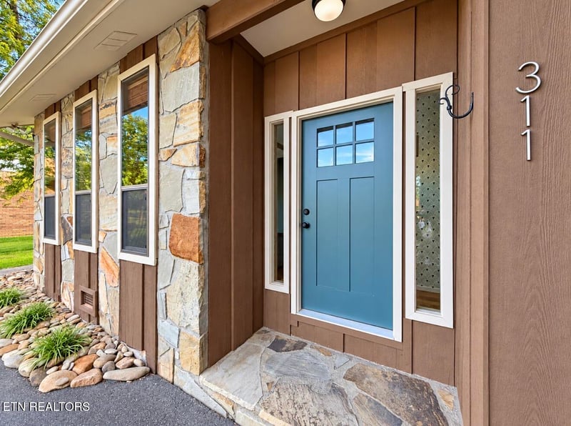 311 Poplar St, Sevierville, TN 37862