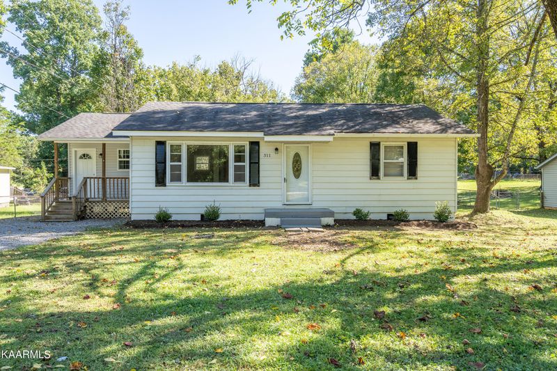 311 Ridgeview Dr, Oliver Springs, TN 37840