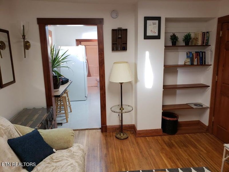 311 S Main St, Rocky Top, TN 37769