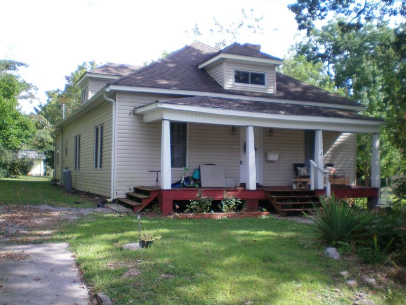 311 Washington Ave, Etowah, TN 37331