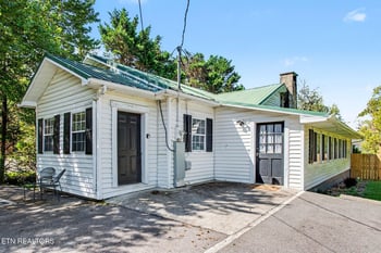 3110 Priscilla Heights Ln, Pigeon Forge, TN 37862