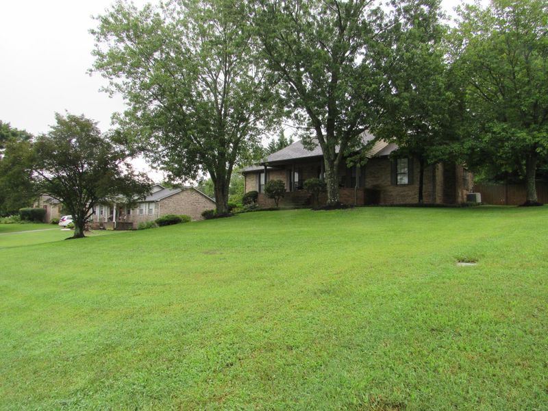 3112 Eagle Dr, Maryville, TN 37803