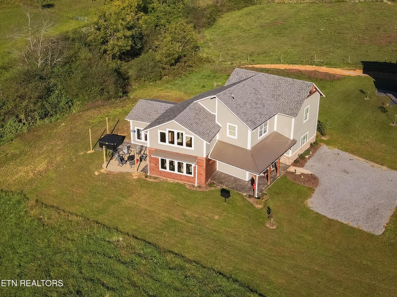 3113 Burns Rd, Sevierville, TN 37862