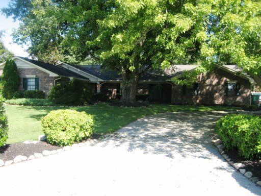 3113 Shropshire Blvd, Powell, TN 37849