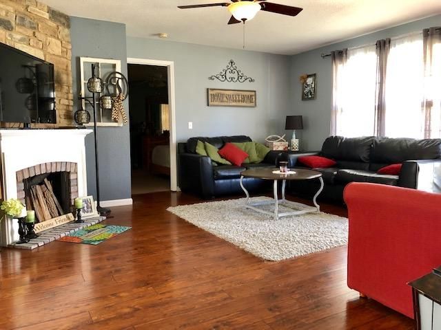 3114 Manhato Rd, Crossville, TN 38572