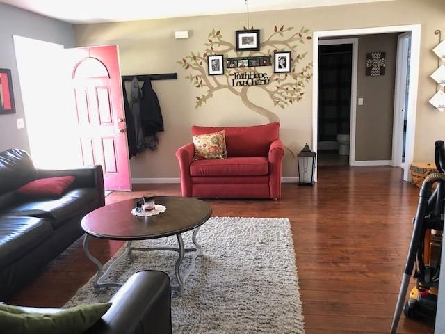 3114 Manhato Rd, Crossville, TN 38572