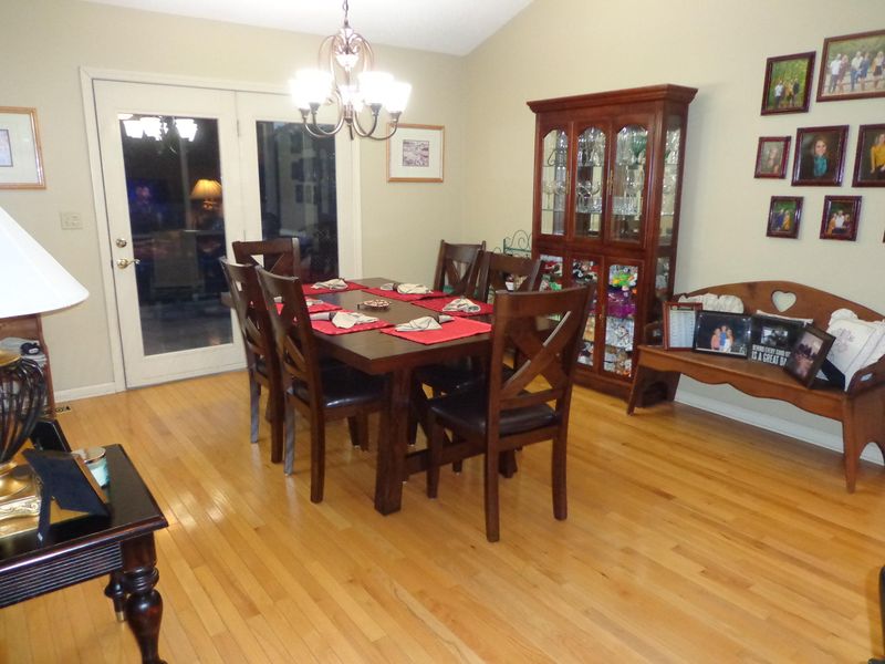 3117 Falcon Dr, Maryville, TN 37803