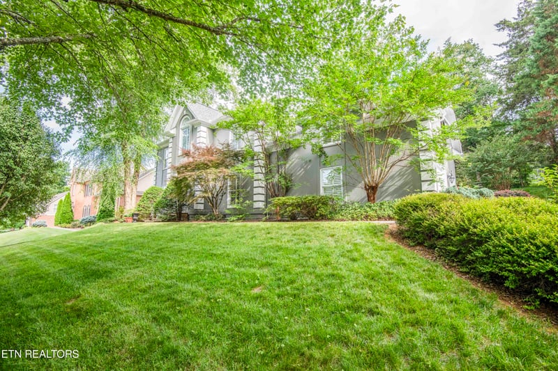 312 Axton Dr, Farragut, TN 37934
