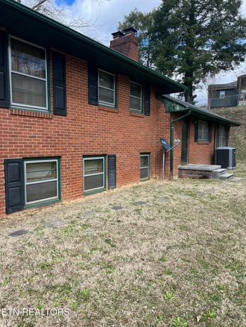 312 Church St, Jellico, TN 37762