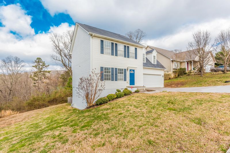 312 Dogwood Glen Ln, Powell, TN 37849