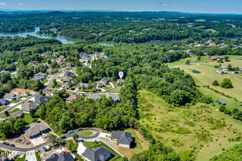 312 Elokwa Ln, Loudon, TN 37774