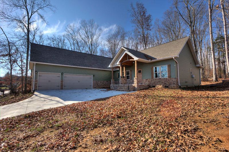 312 Golanvyi Tr, Vonore, TN 37885