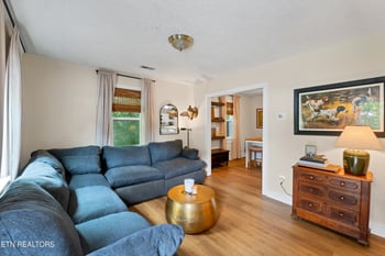 312 Incline Ln, Maryville, TN 37804