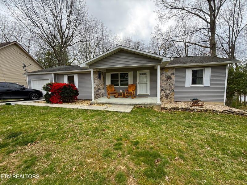 312 Lakeview Dr, Crossville, TN 38558