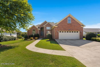 312 Saligugi Ln, Loudon, TN 37774
