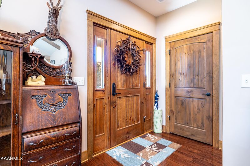312 Shooting Star Loop, Townsend, TN 37882
