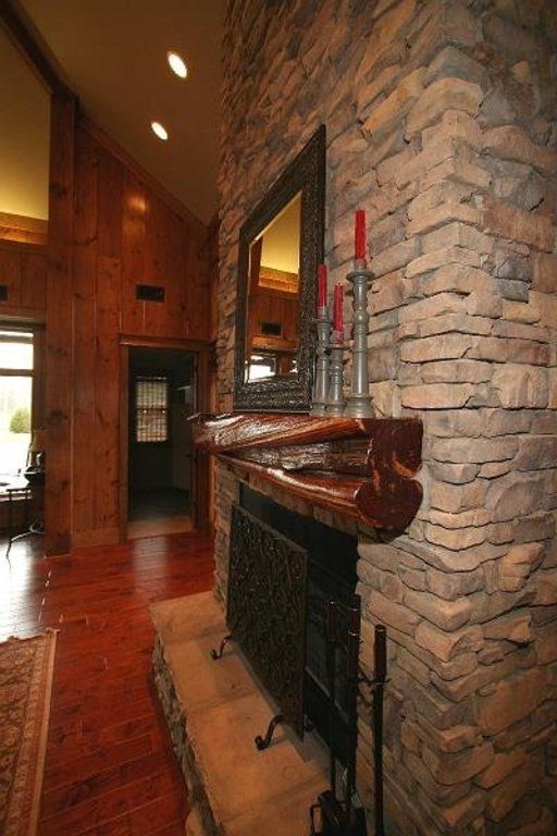 312 Shooting Str, Townsend, TN 37882